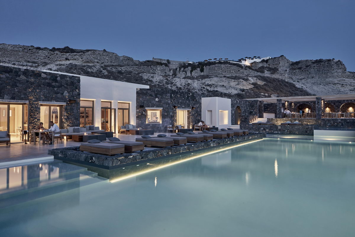 Canaves Oia Epitome | 100% Hotel Design Awards Winners 2019 - Best Resort